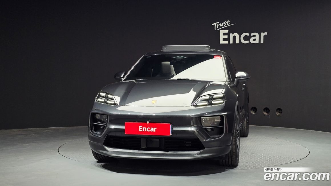 Porsche Macan 2025