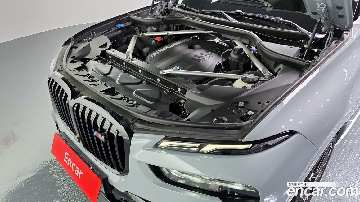 BMW X7 2024