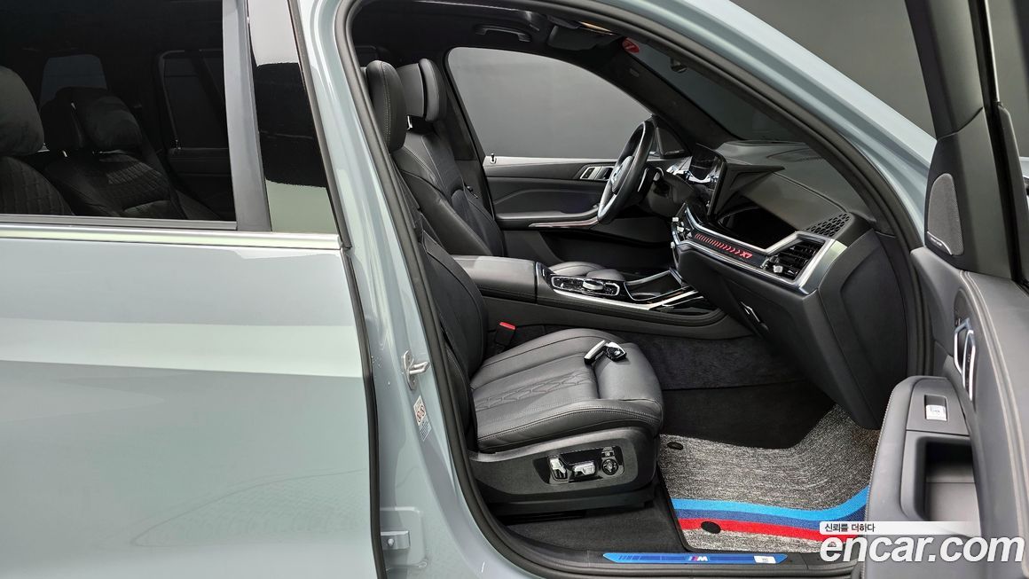 BMW X7 2024
