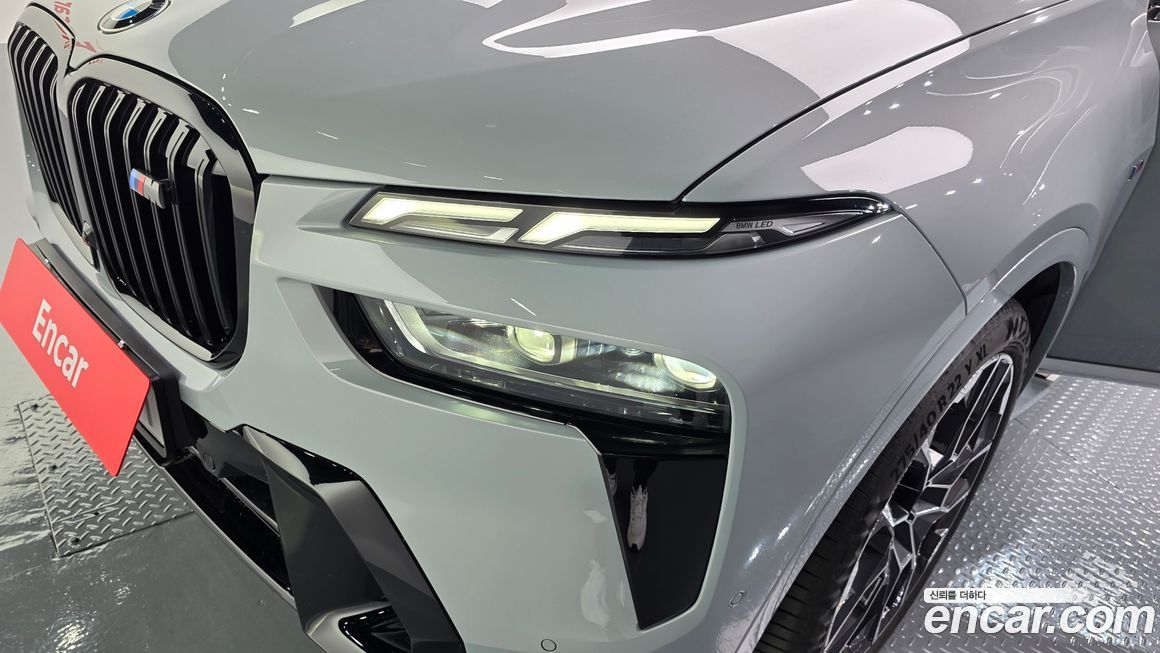 BMW X7 2024