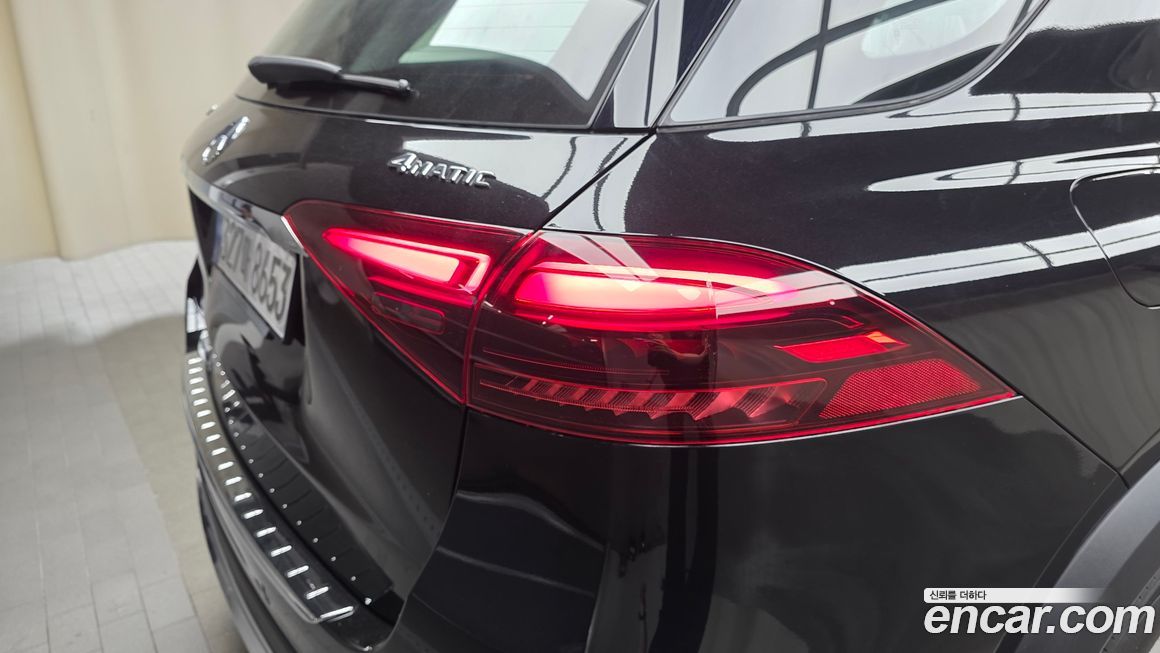 Mercedes-Benz GLE-Class 2026