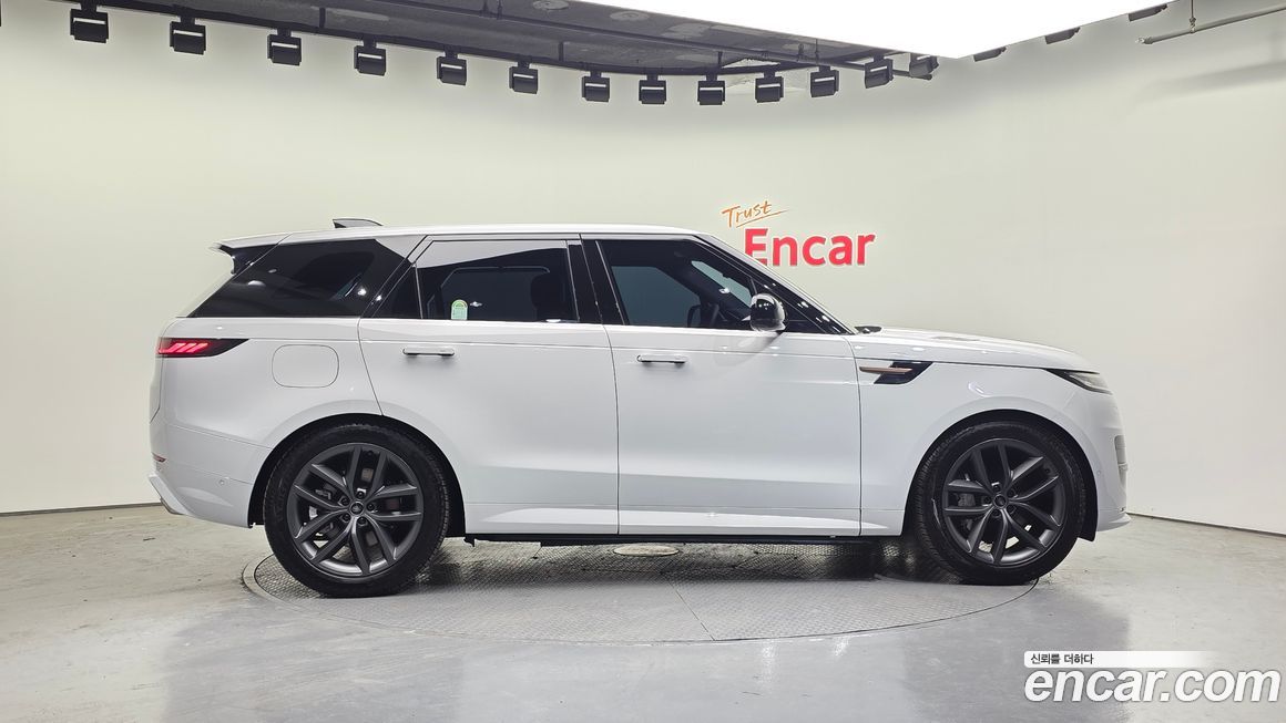 Land Rover Range Rover Sport 2025