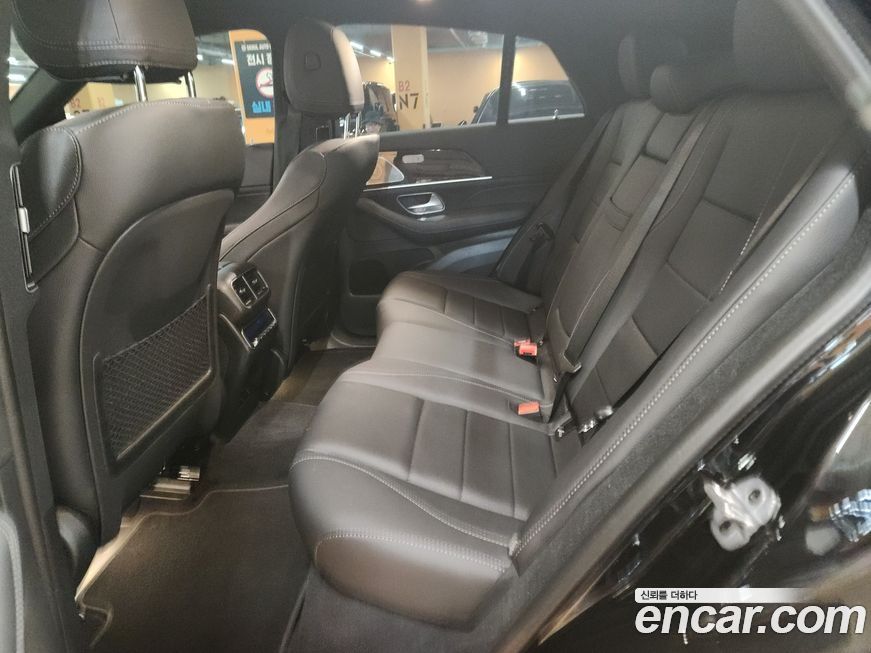 Mercedes-Benz GLE-Class 2026