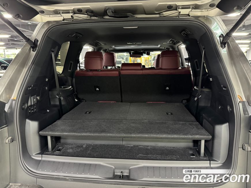 Lexus LX 2025
