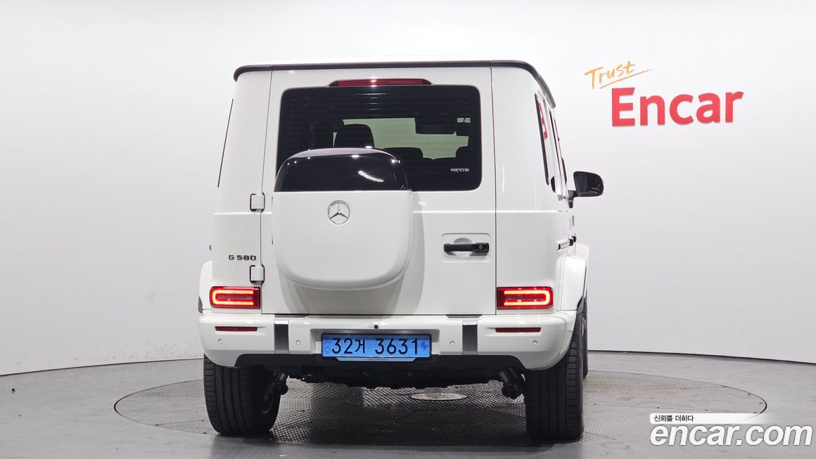 Mercedes-Benz G-Class 2025