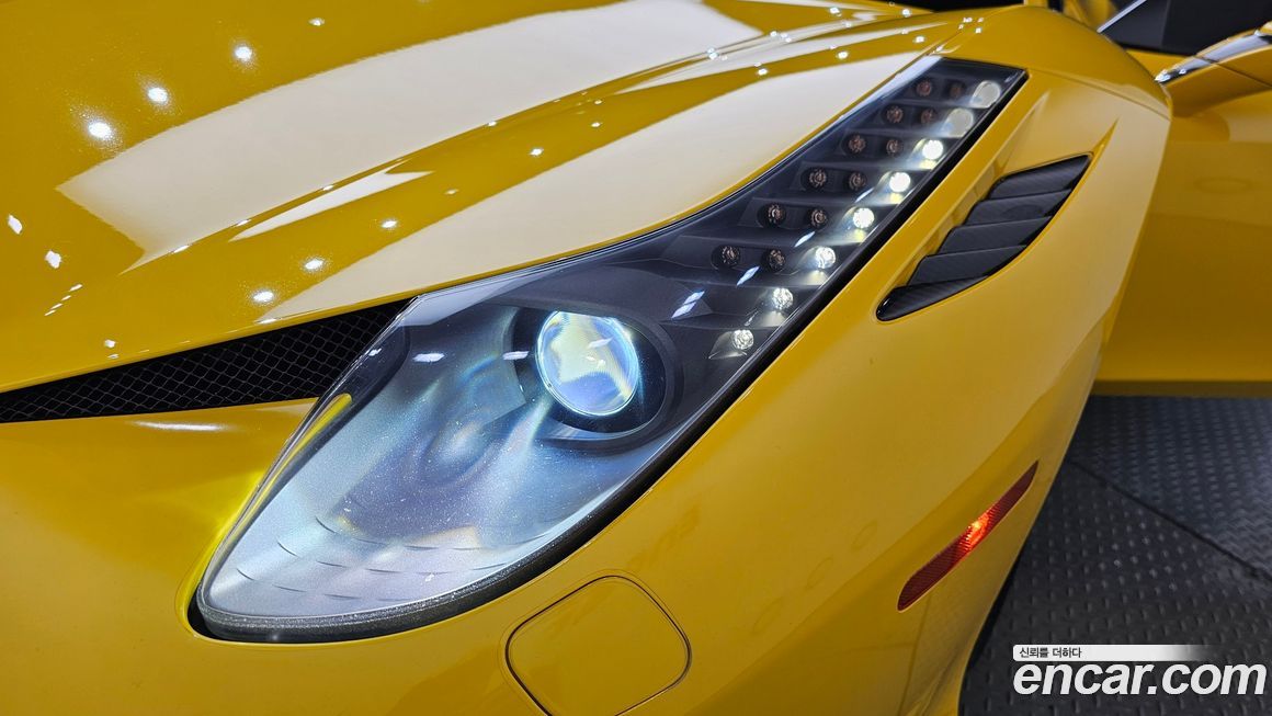 Ferrari 458 2014