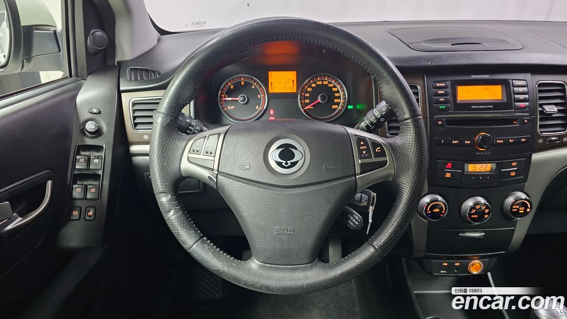 KG_Mobility_Ssangyong KORANDO 2013