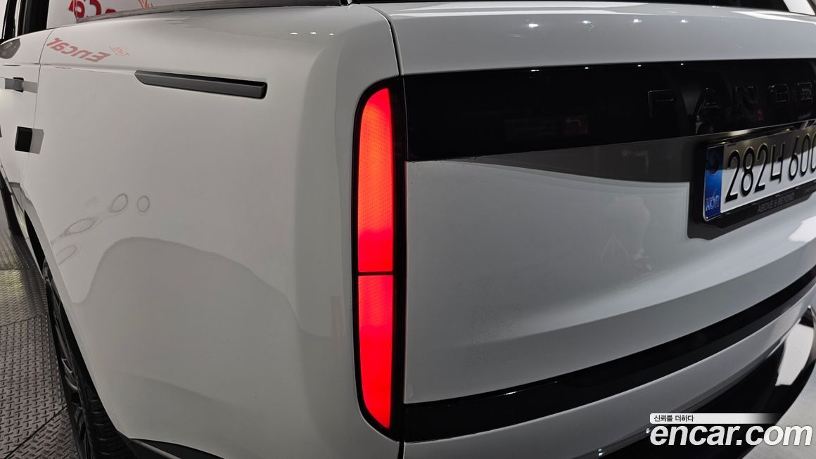 Land Rover Range Rover 2023