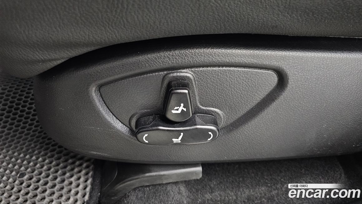 KG_Mobility_Ssangyong Rexton 2013