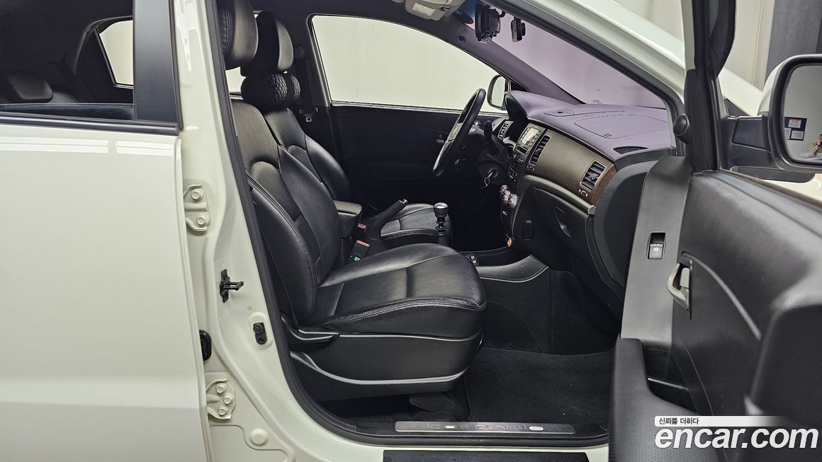 KG_Mobility_Ssangyong KORANDO 2013