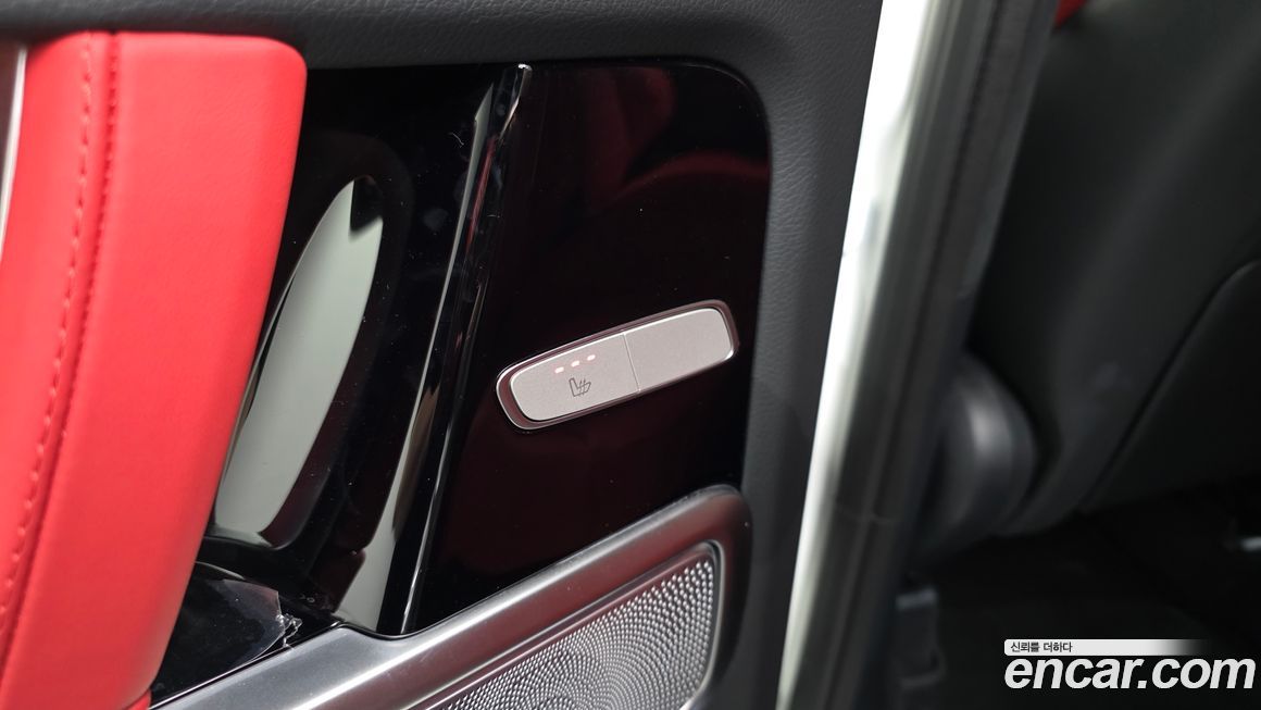 Mercedes-Benz G-Class 2023