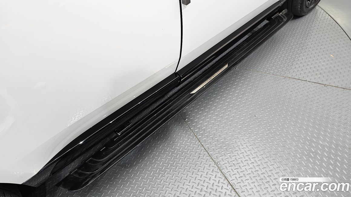 Land Rover Range Rover 2023