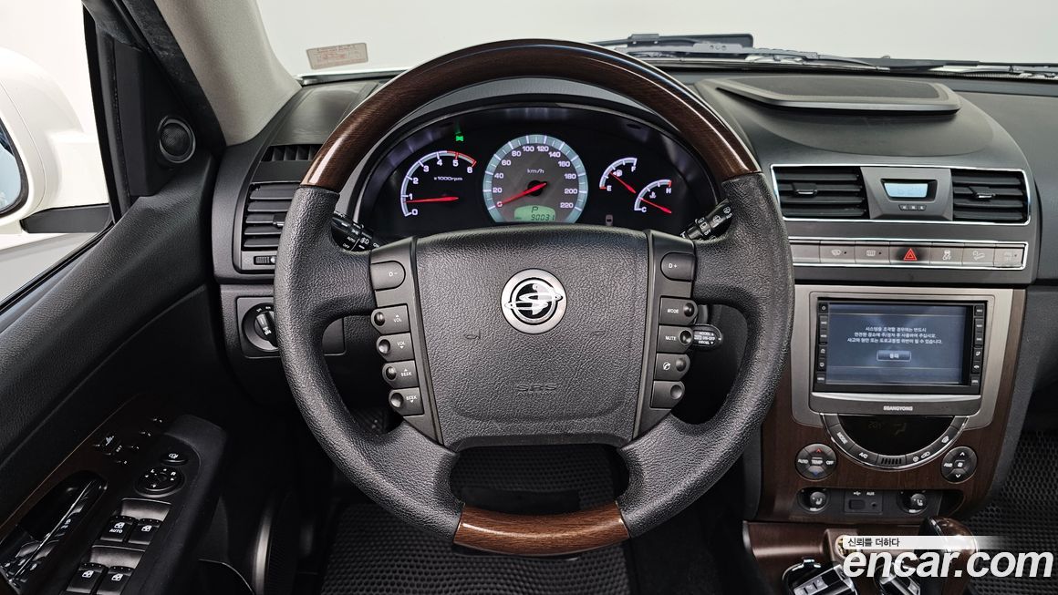 KG_Mobility_Ssangyong Rexton 2013