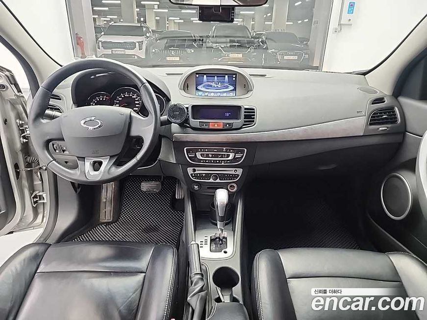 Renault-KoreaSamsung SM3 2010