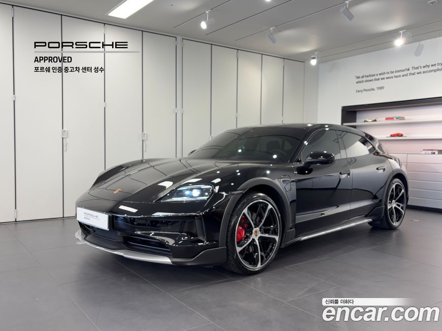 Porsche Taycan 2025