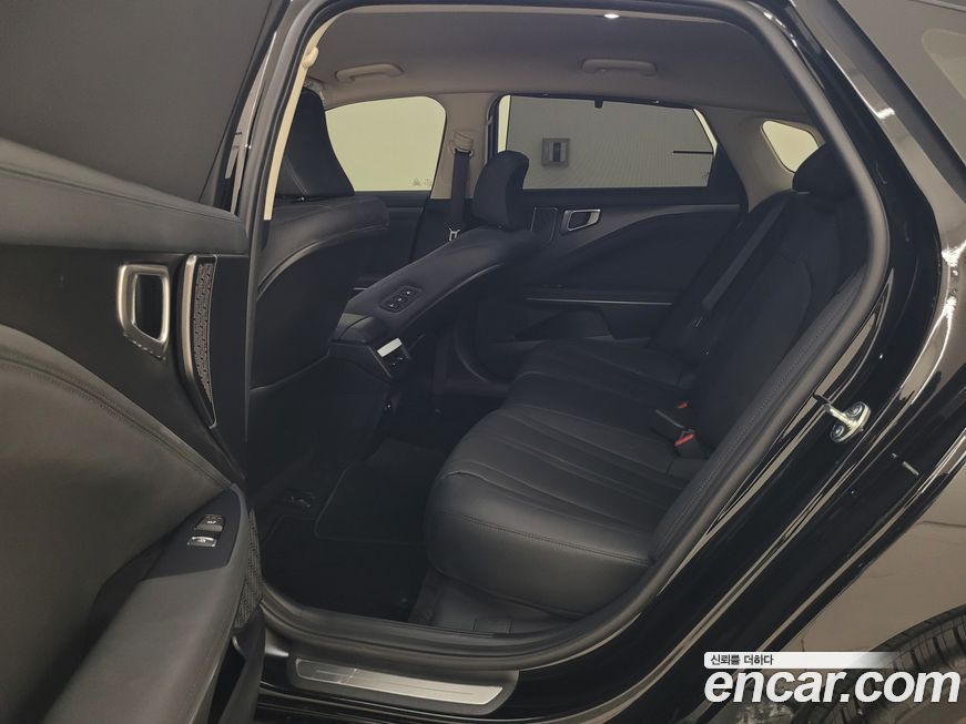 Kia K8 2025