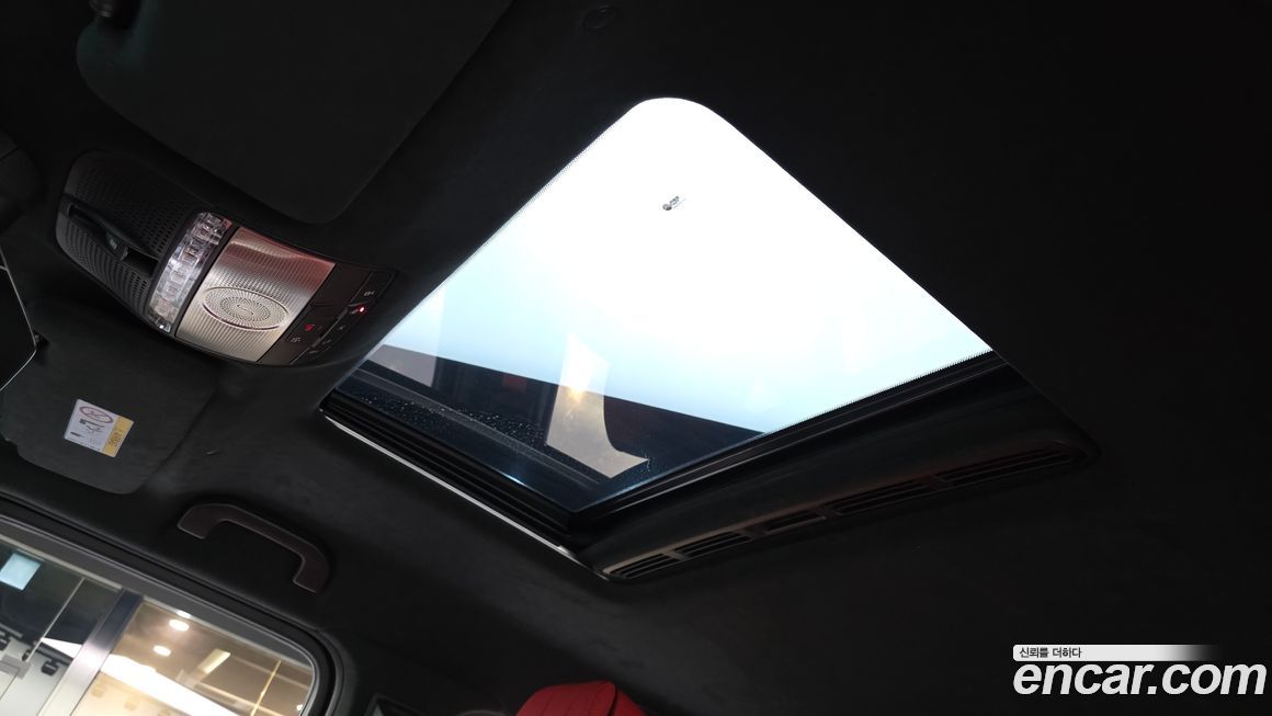 Mercedes-Benz G-Class 2023