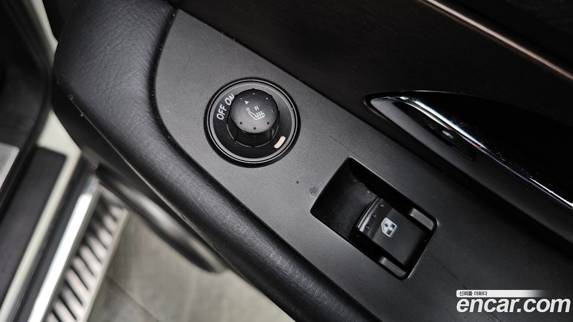 KG_Mobility_Ssangyong Rexton 2013