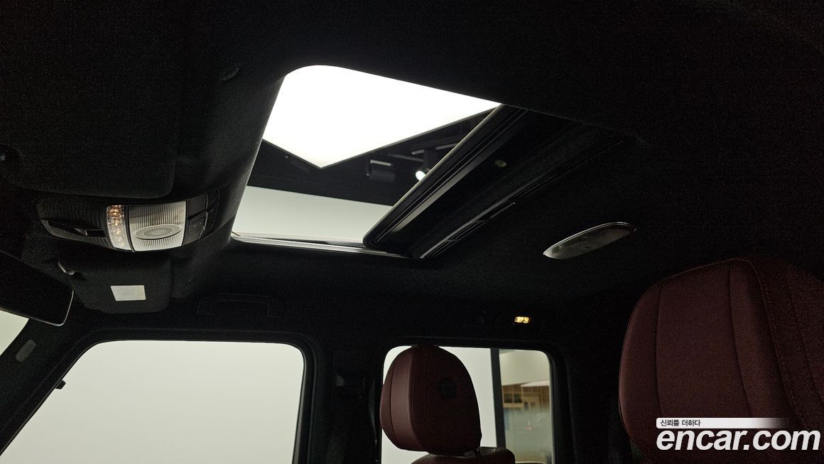 Mercedes-Benz G-Class 2025
