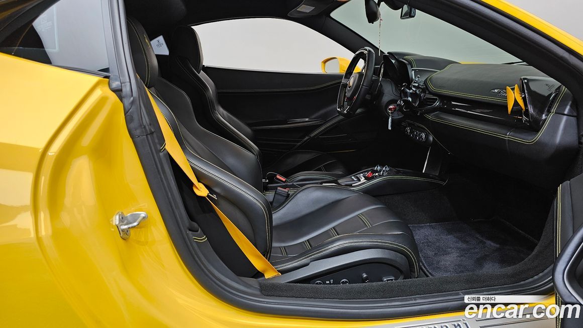 Ferrari 458 2014