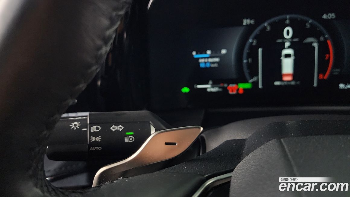 Lexus LM 2025
