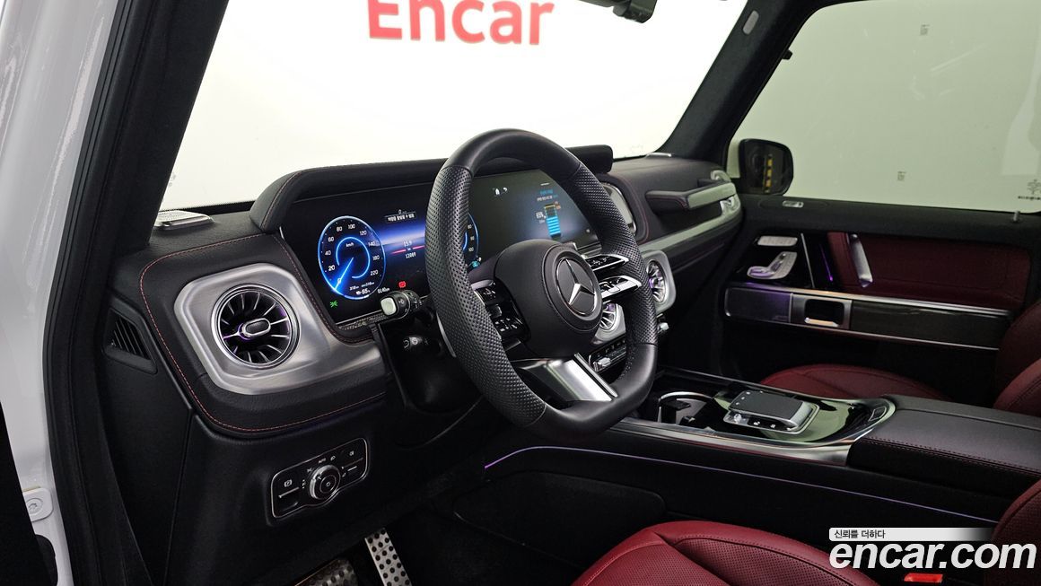 Mercedes-Benz G-Class 2025
