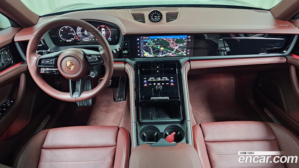 Porsche Panamera 2025