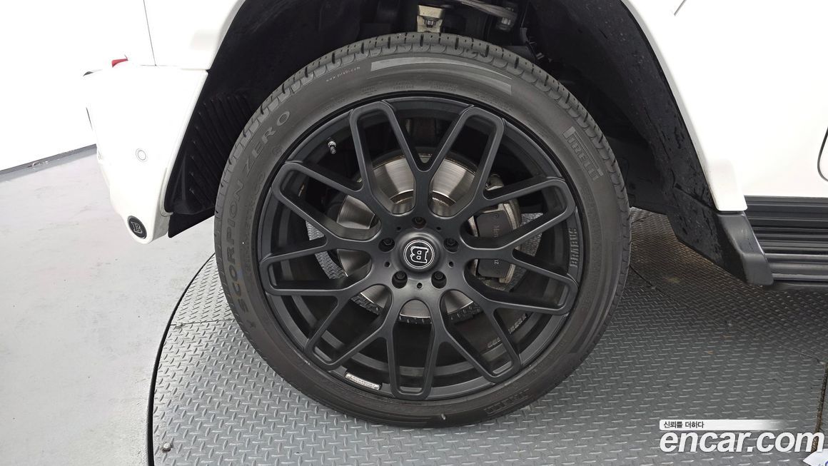 Mercedes-Benz G-Class 2023