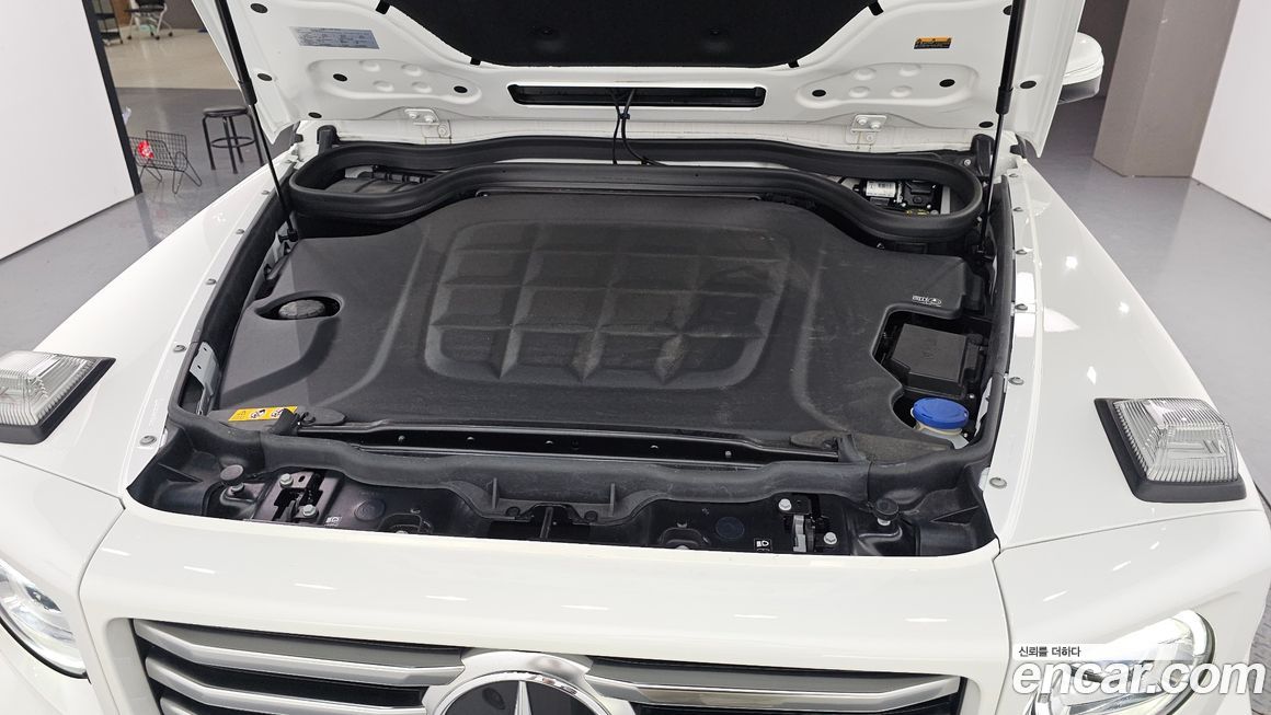 Mercedes-Benz G-Class 2025