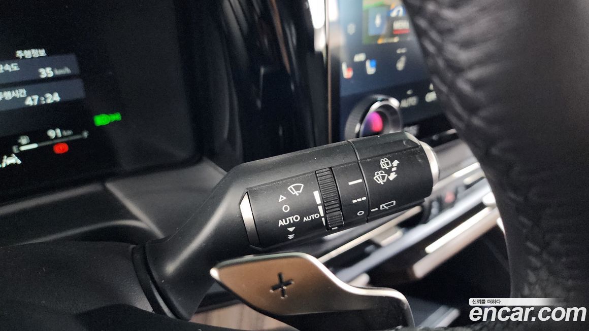 Lexus LM 2025