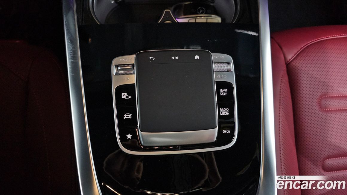 Mercedes-Benz G-Class 2025