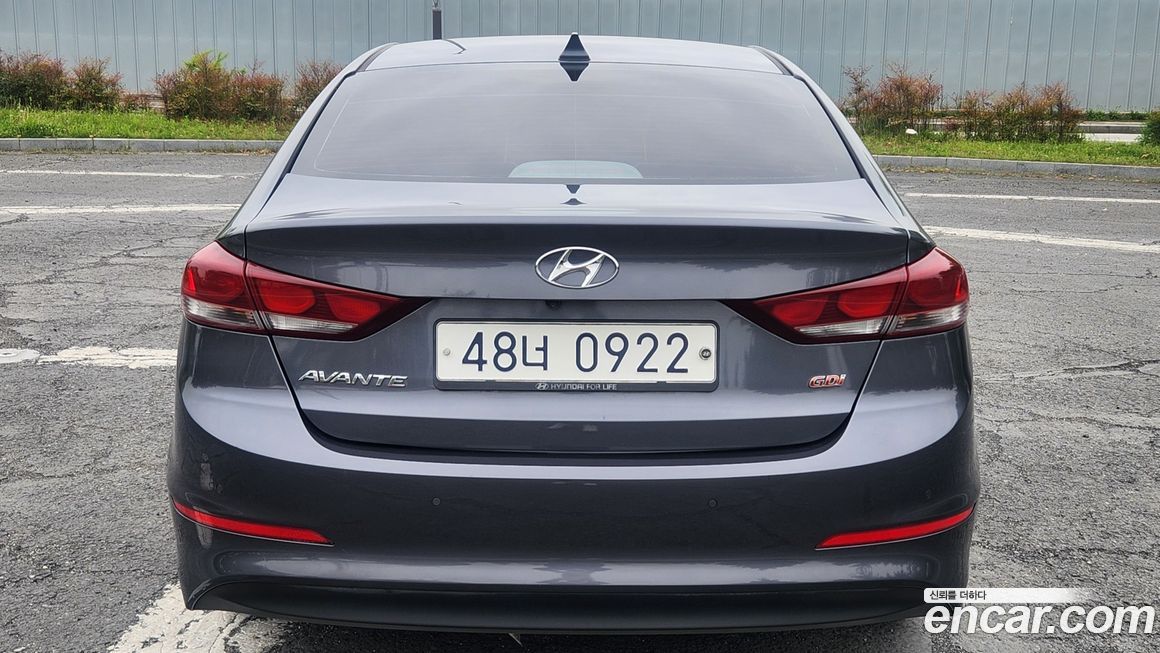Hyundai AVANTE 2016