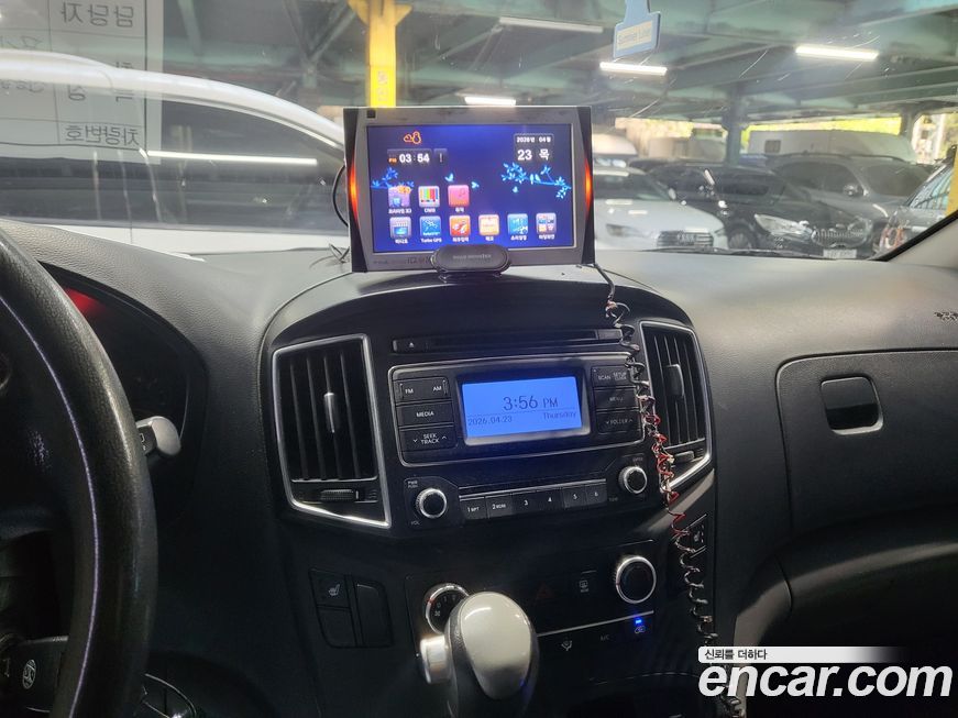 Hyundai Starex 2016