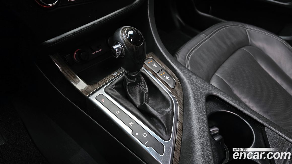 Kia K5 2011