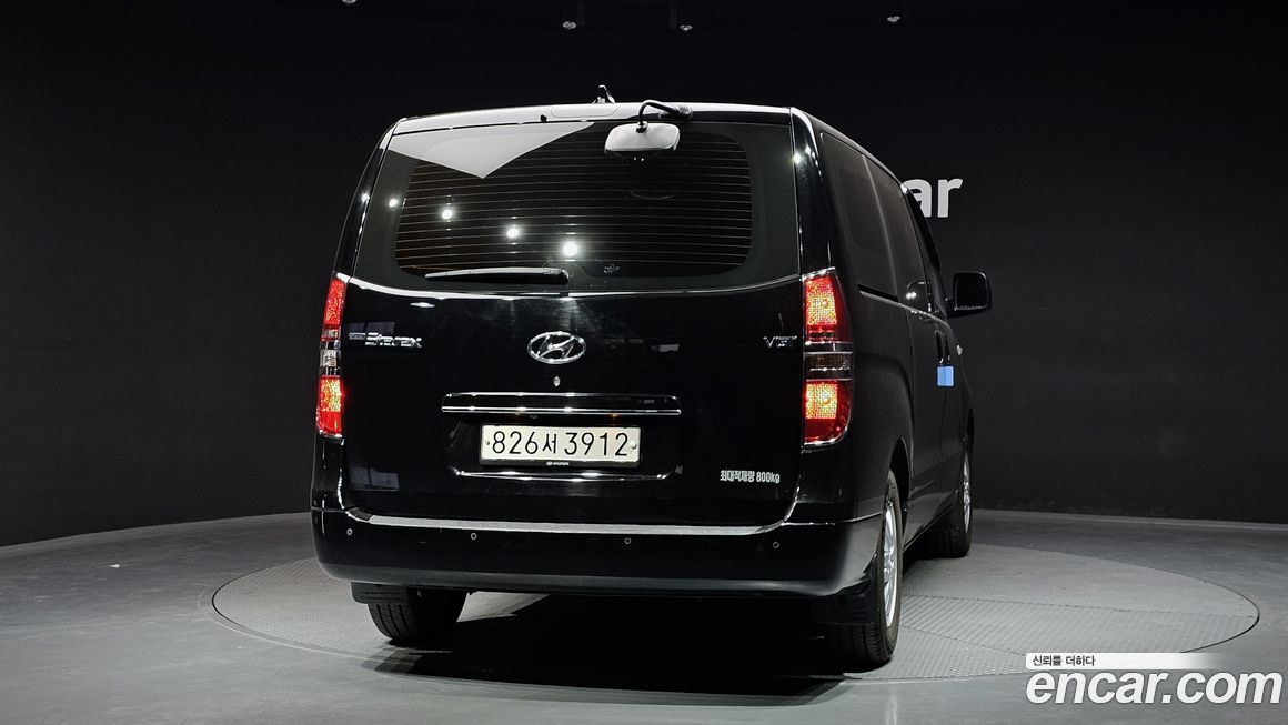 Hyundai Starex 2021