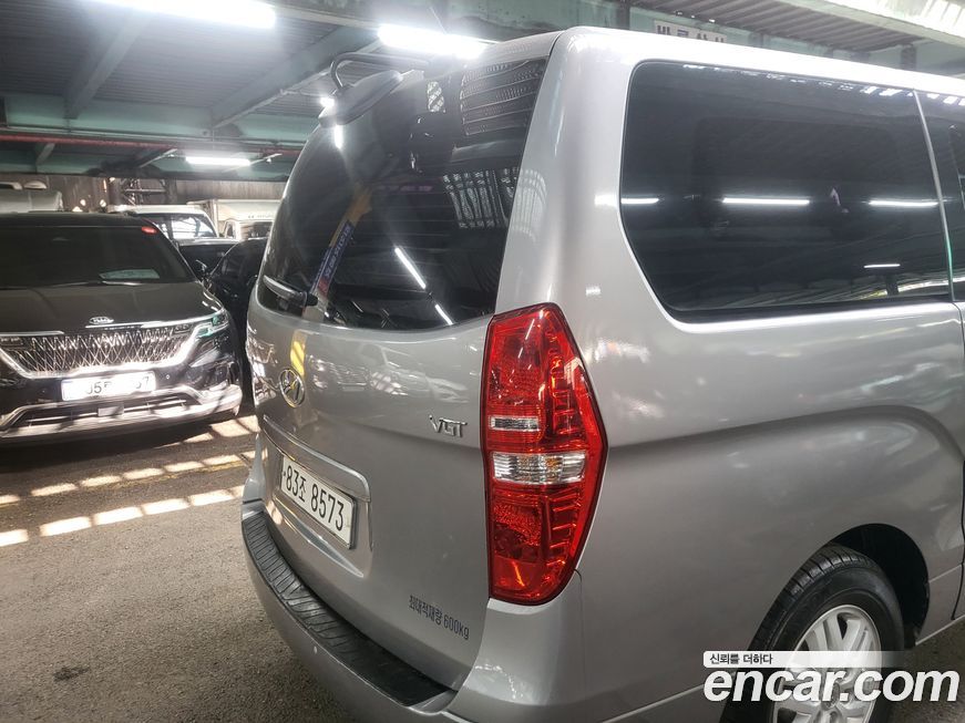 Hyundai Starex 2016