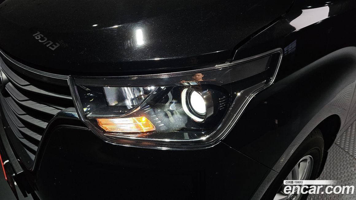 Hyundai Starex 2021