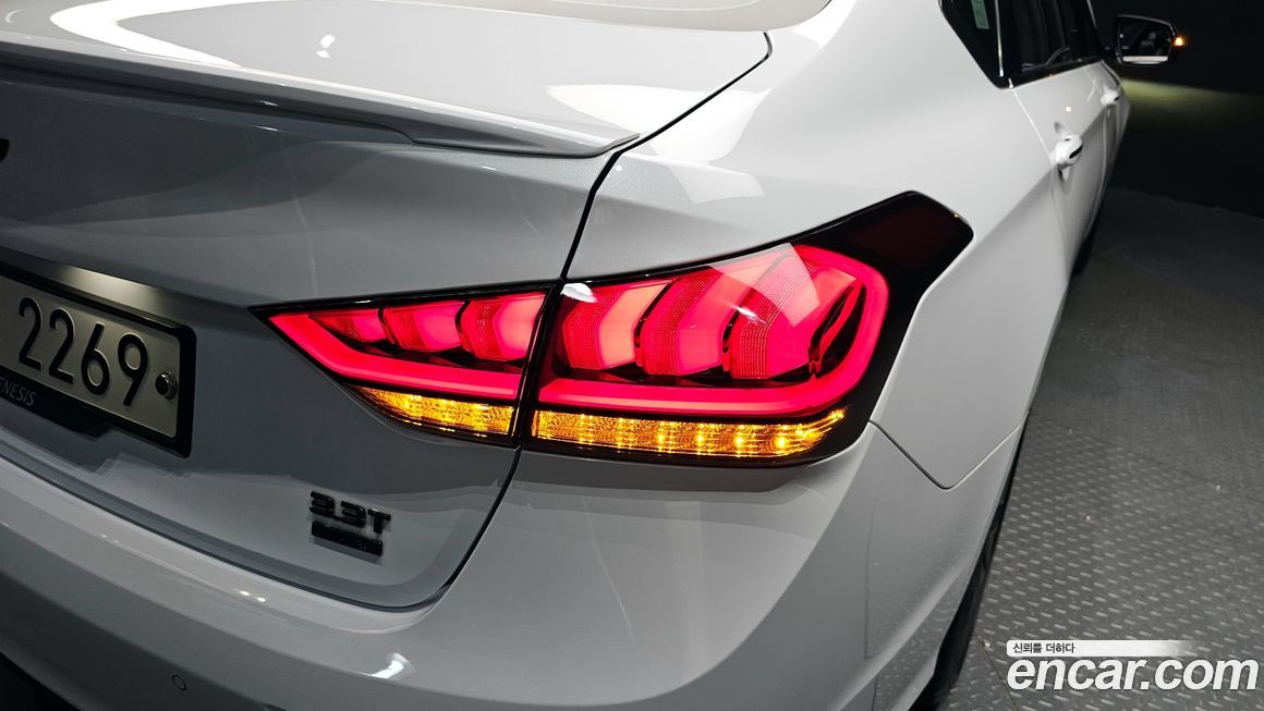 Genesis G80 2017