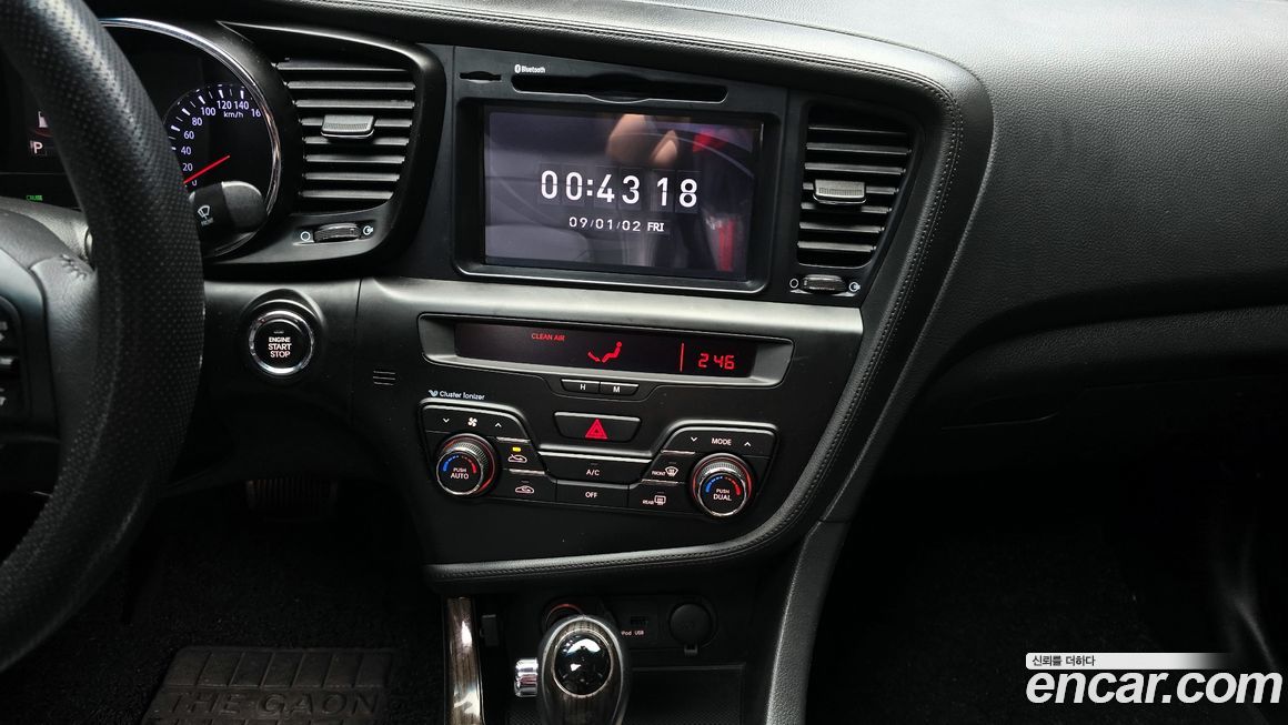 Kia K5 2011