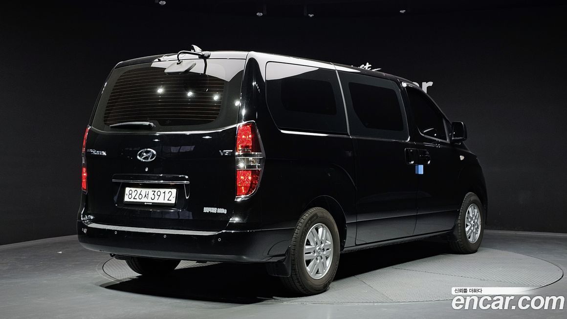 Hyundai Starex 2021