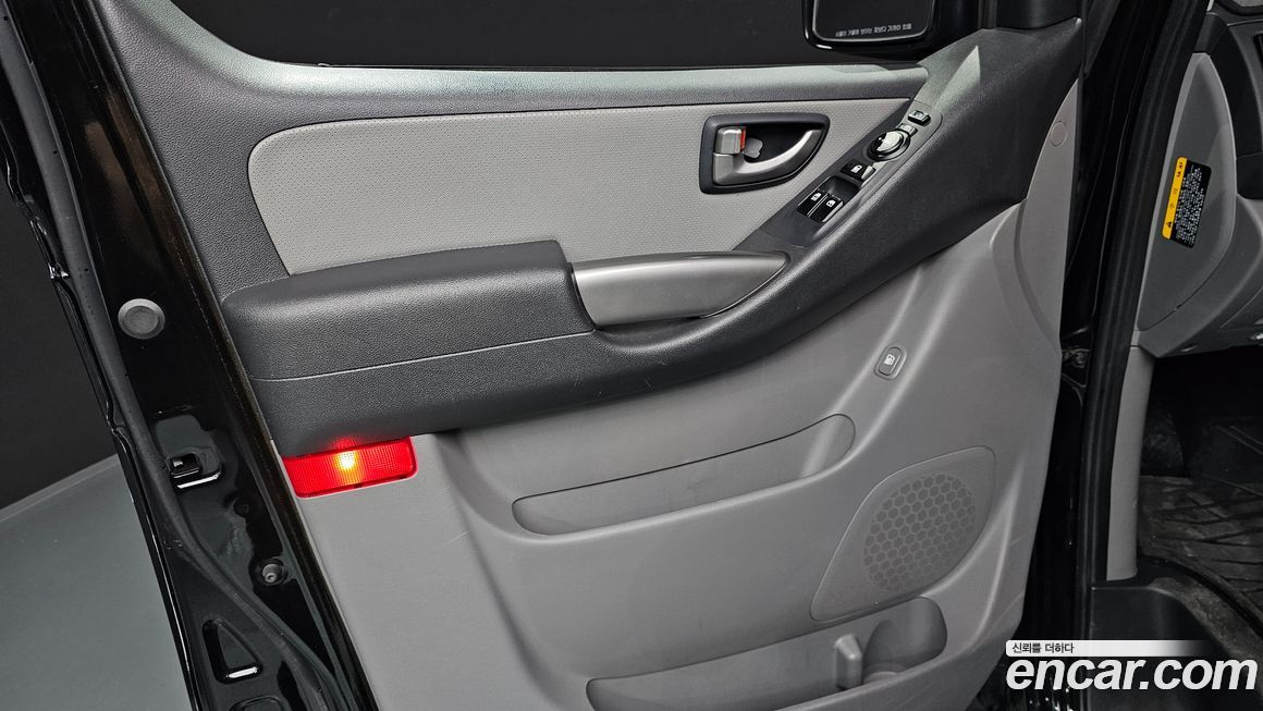 Hyundai Starex 2021