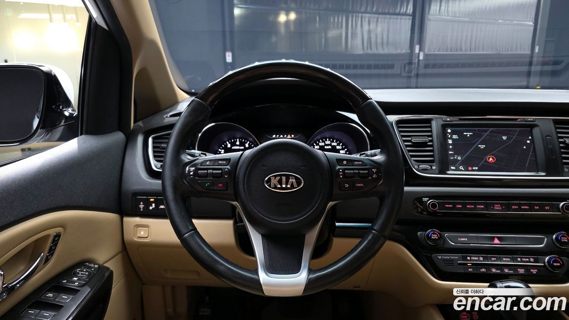 Kia Canival 2016