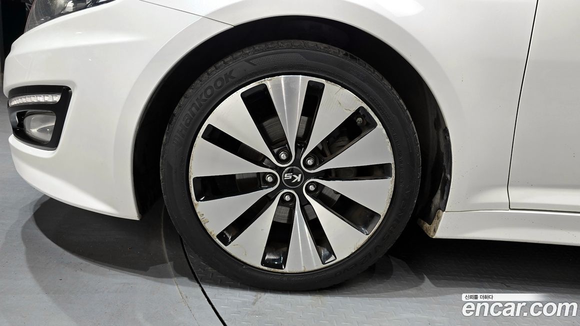Kia K5 2011