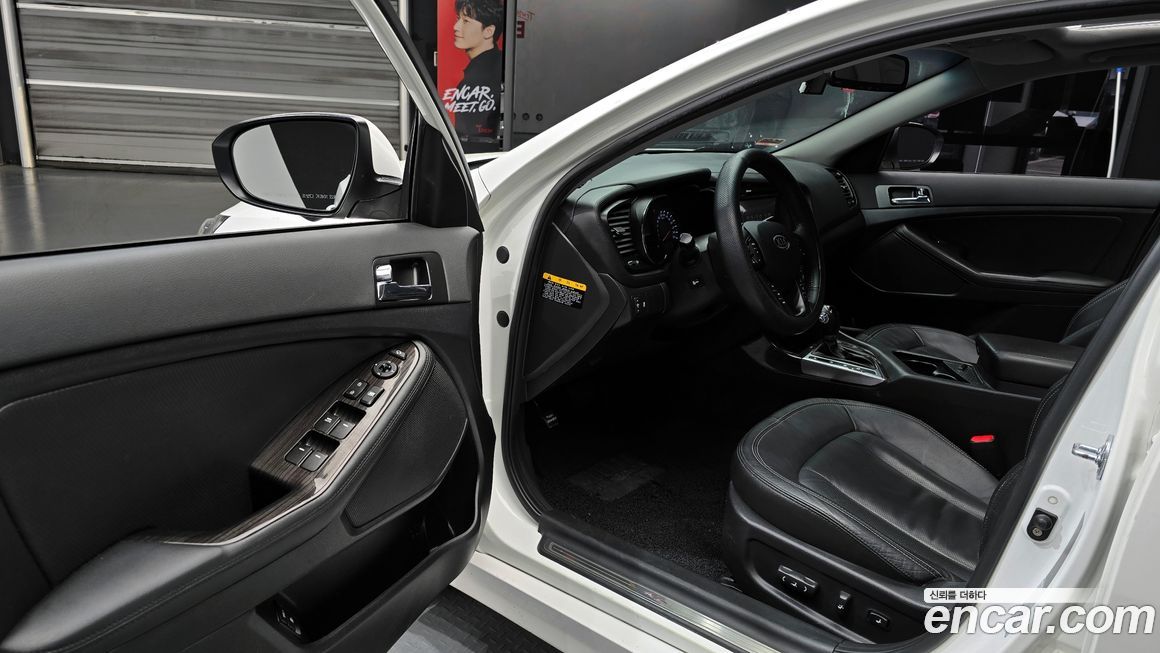 Kia K5 2011