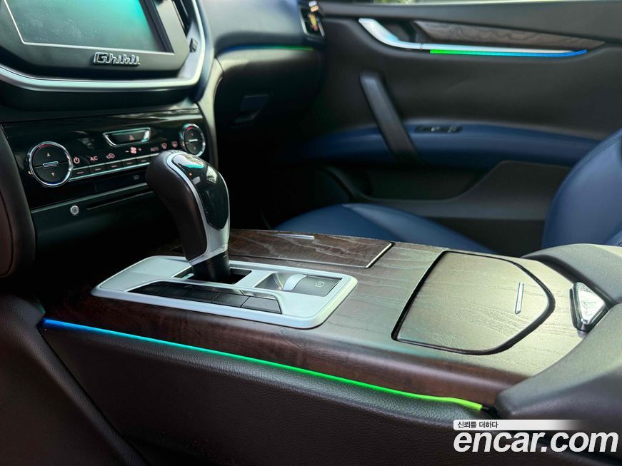 Maserati Ghibli 2016
