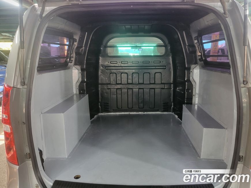Hyundai Starex 2016