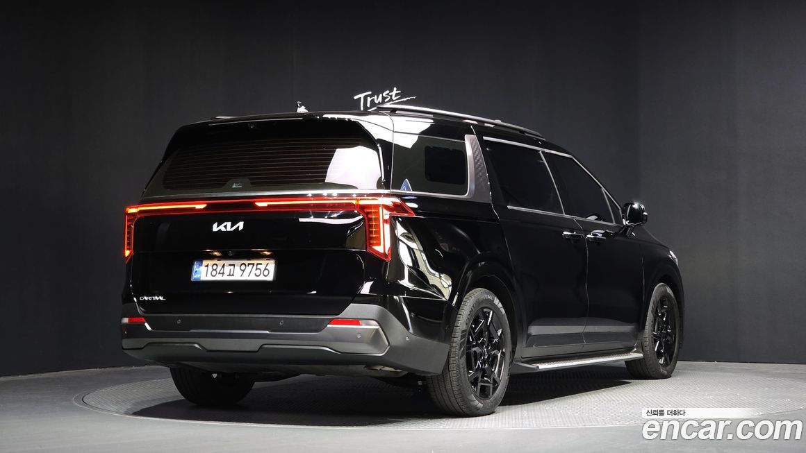 Kia Canival 2025