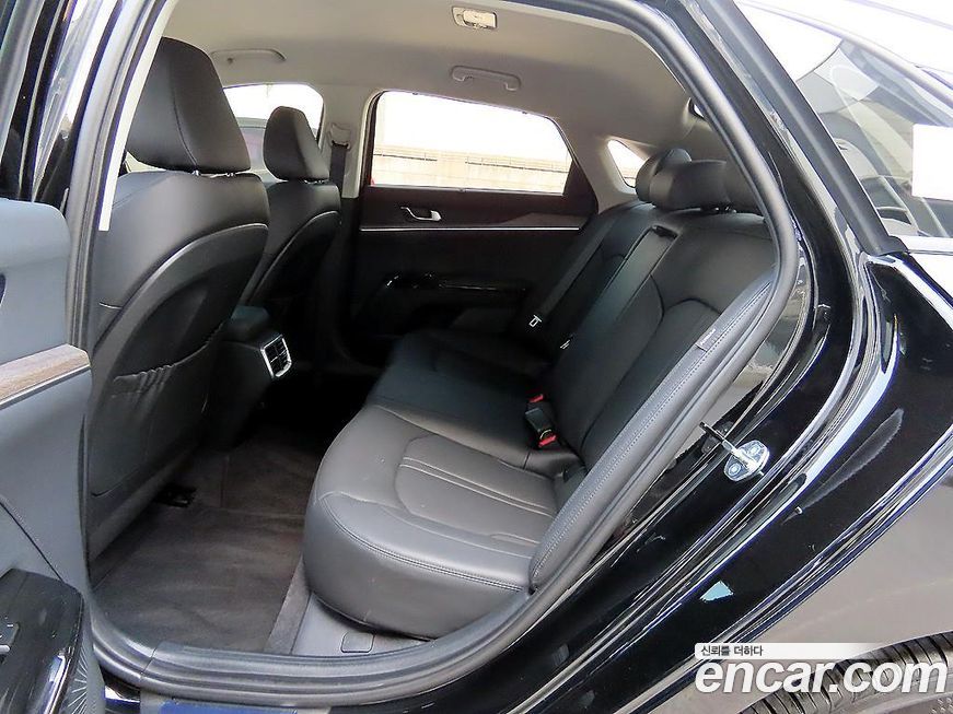 Kia K5 2023