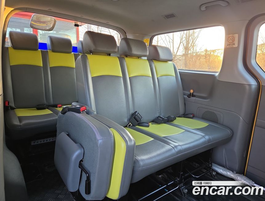 Hyundai Starex 2019