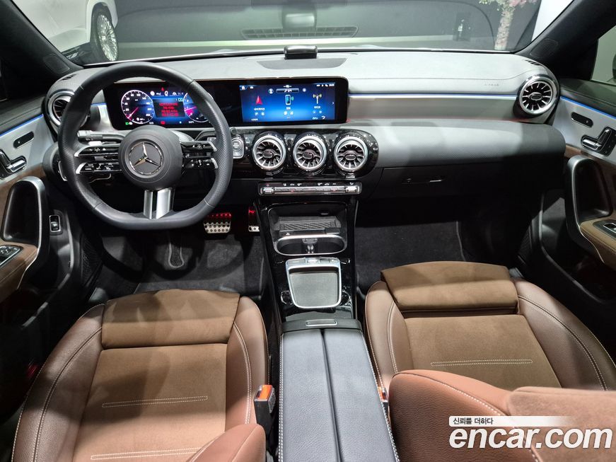 Mercedes-Benz CLA-Class 2025